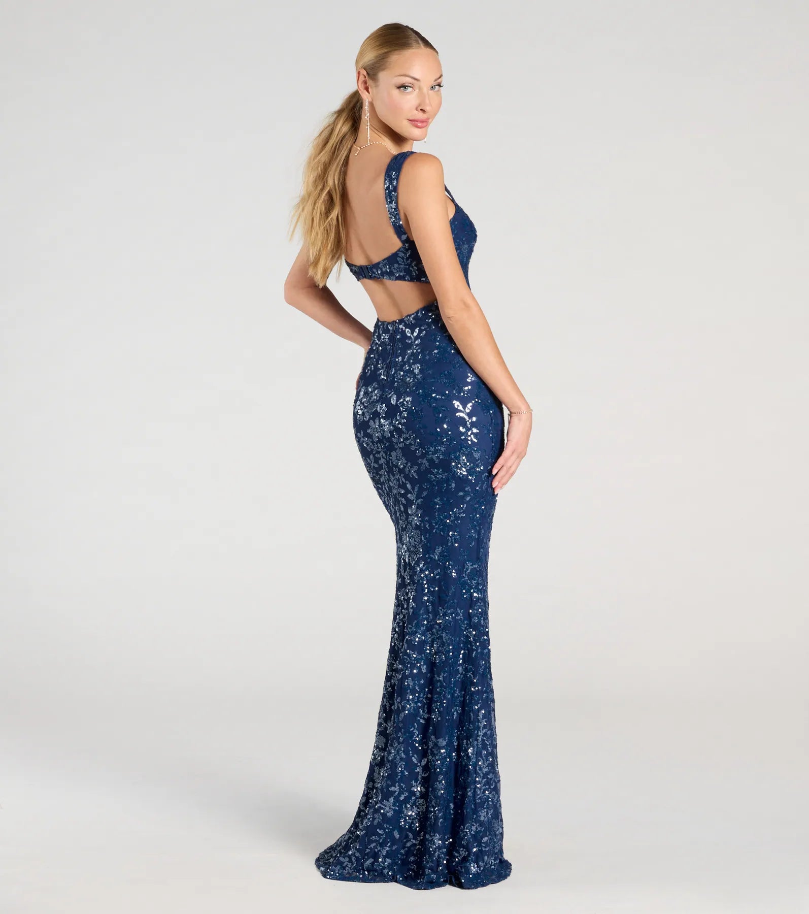 Darlene Cutout Back Bodycon Sequin Formal Dress